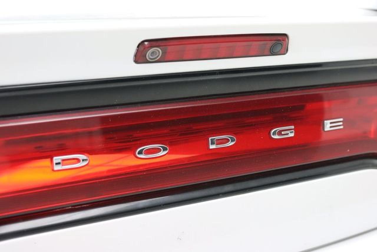 2011 DODGE CHARGER