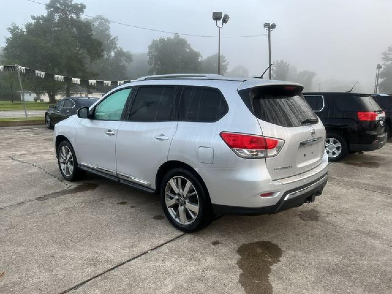 2014 NISSAN PATHFINDER