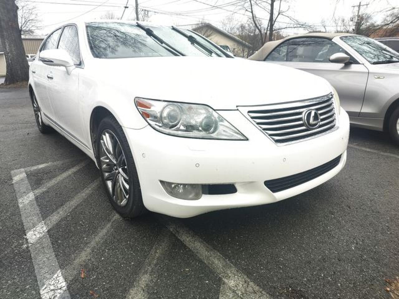2011 LEXUS LS 460