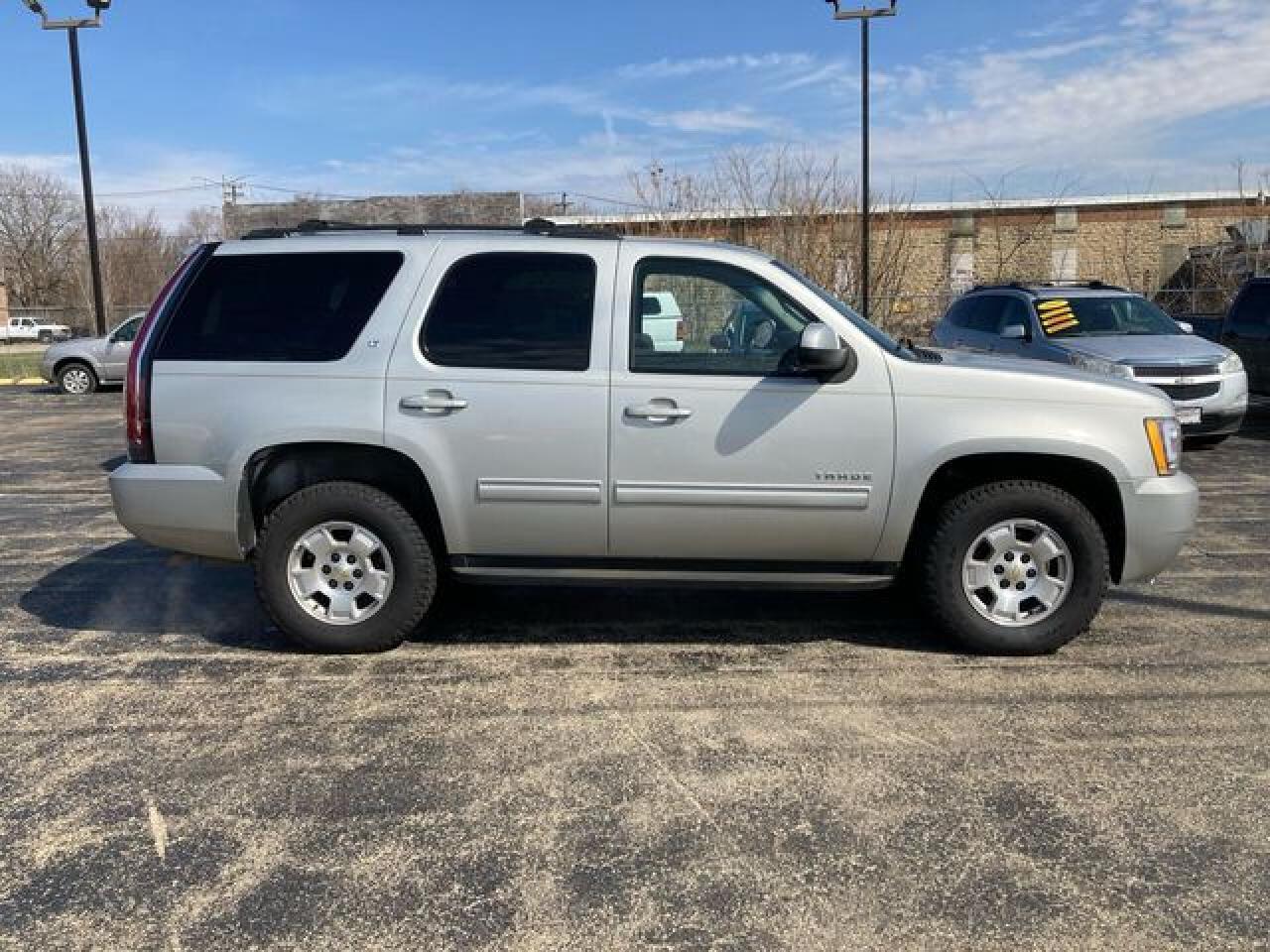 2011 CHEVROLET Tahoe
