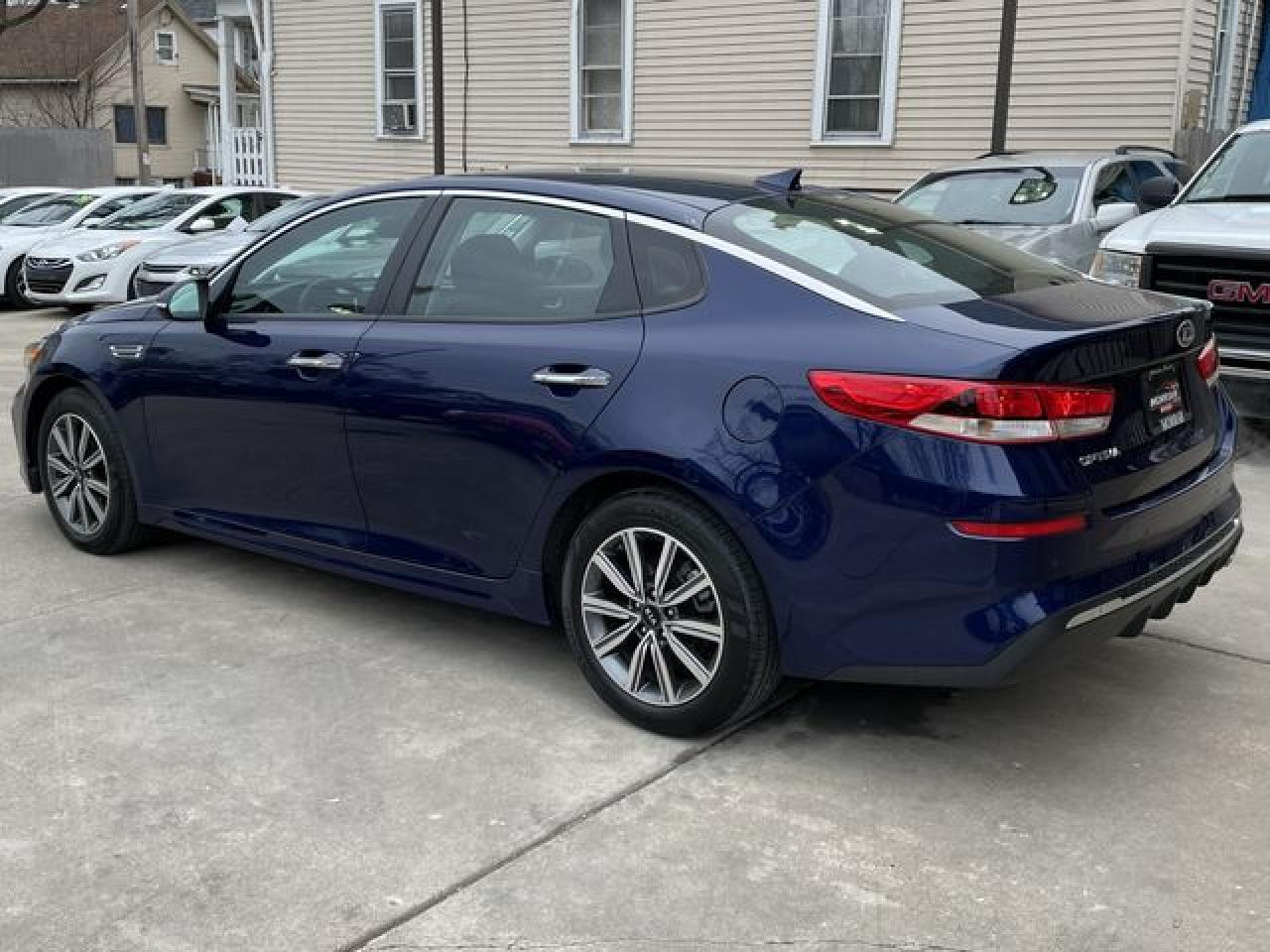 2019 KIA OPTIMA