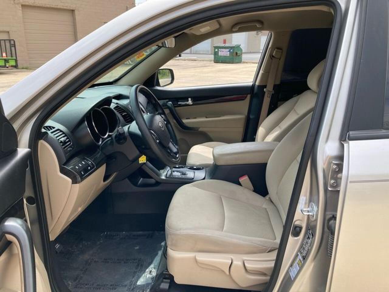2012 KIA SORENTO