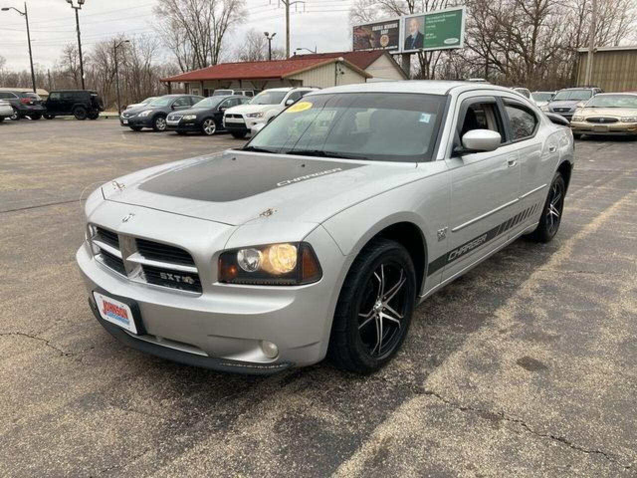 2010 DODGE CHARGER