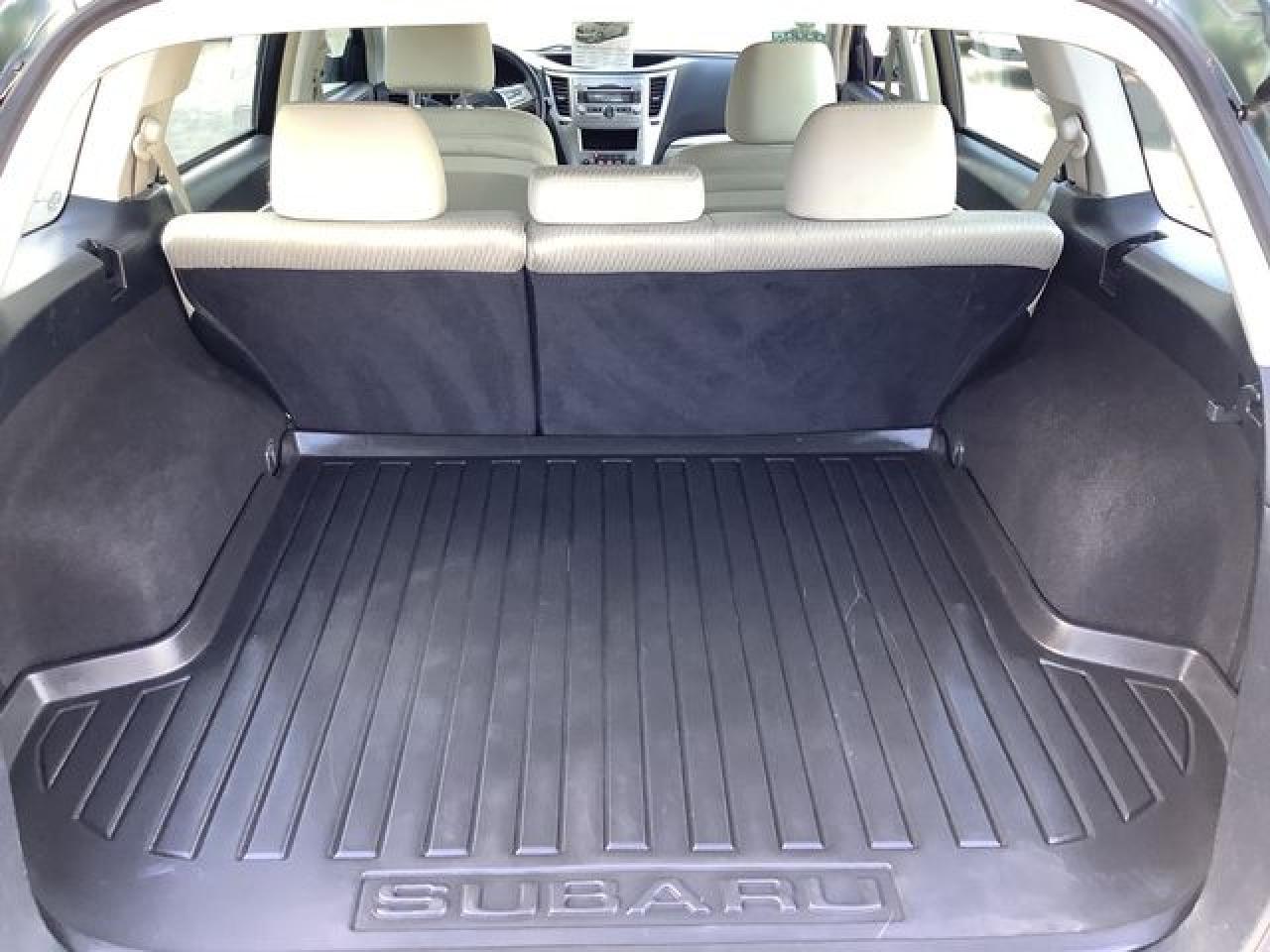 2010 SUBARU Outback