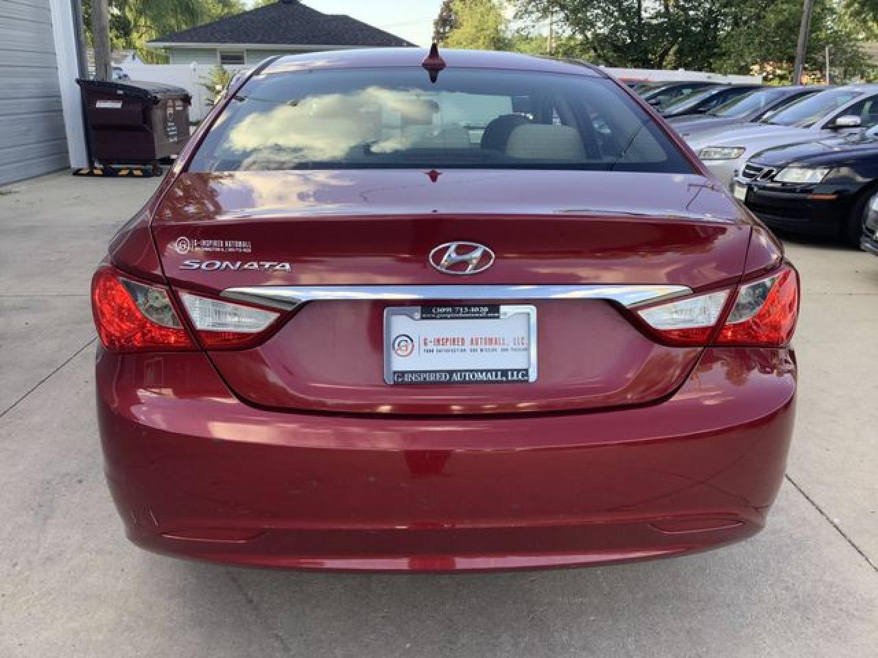 2011 HYUNDAI SONATA