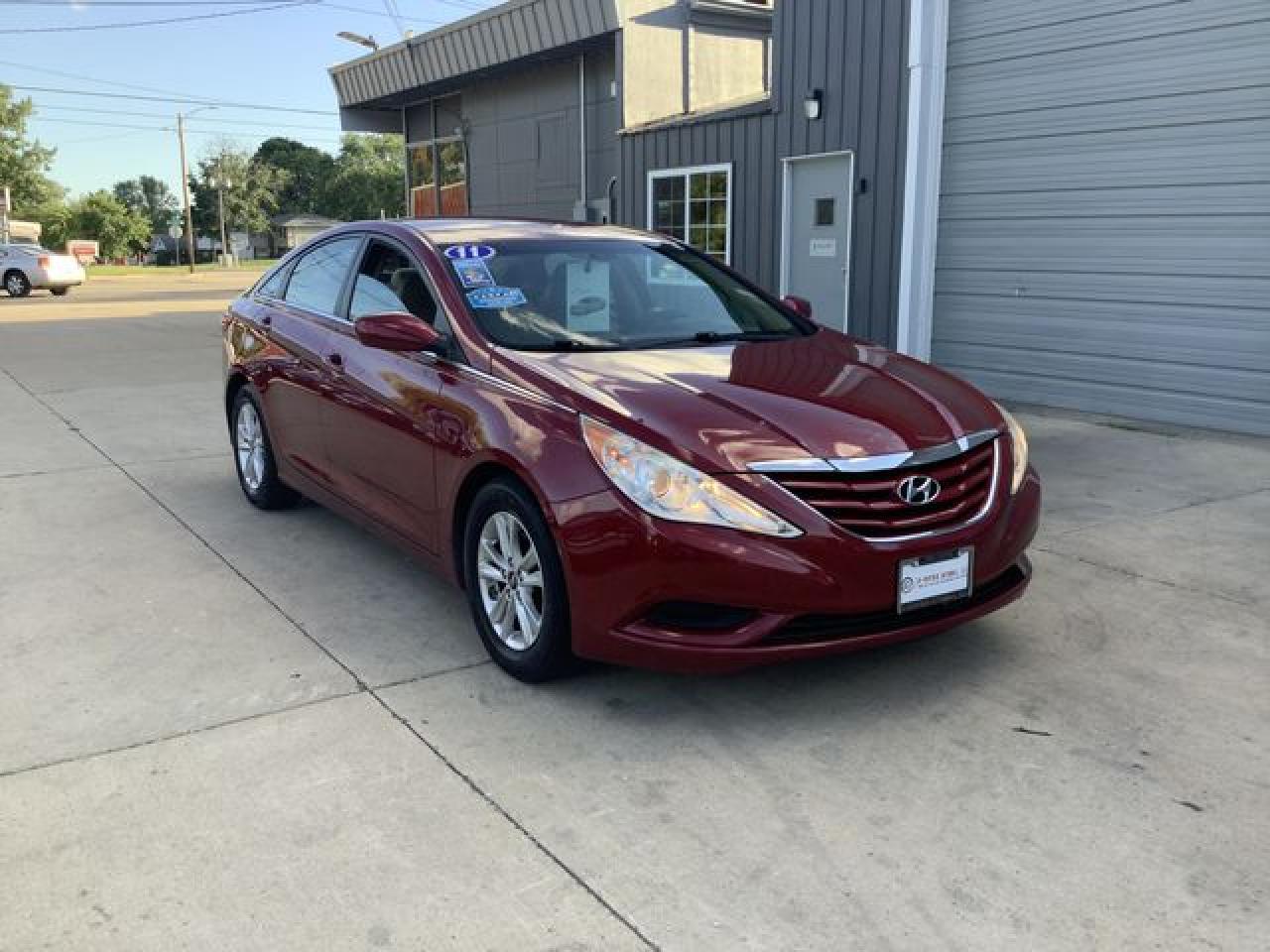 2011 HYUNDAI SONATA