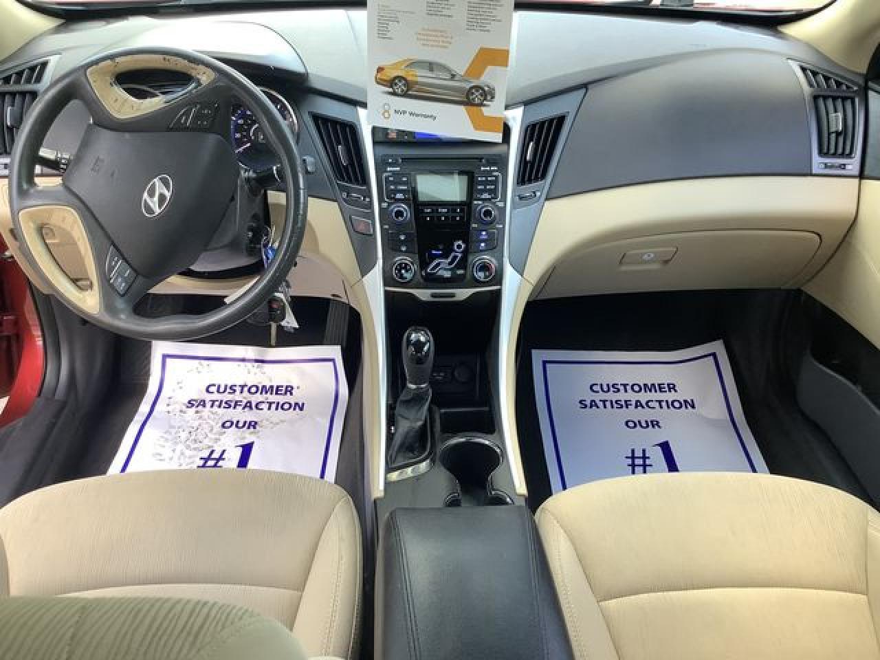 2011 HYUNDAI SONATA