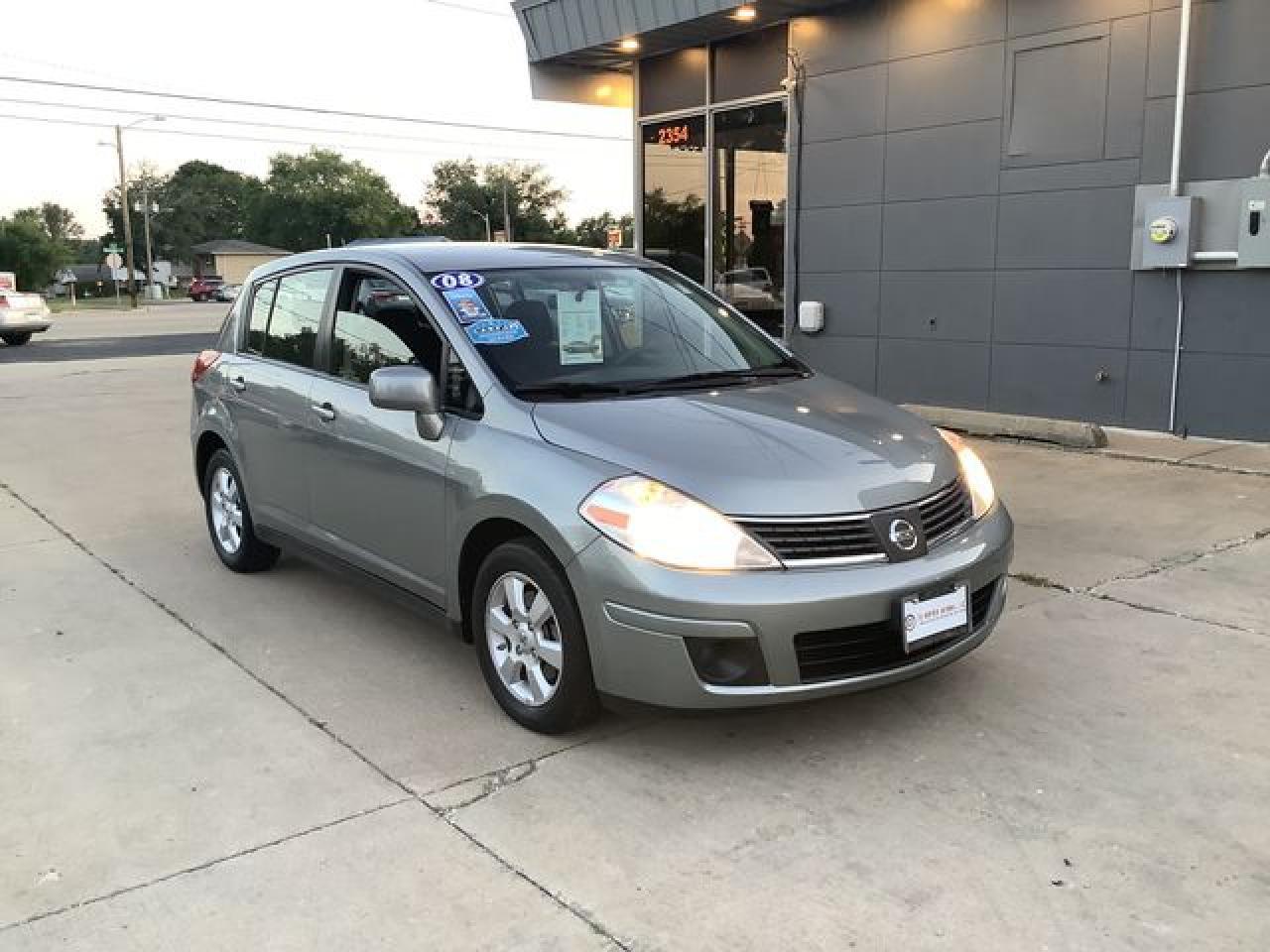 2008 NISSAN VERSA