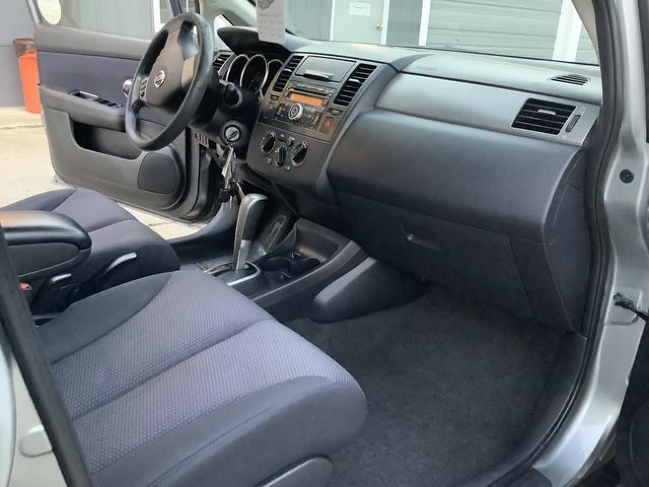 2008 NISSAN VERSA