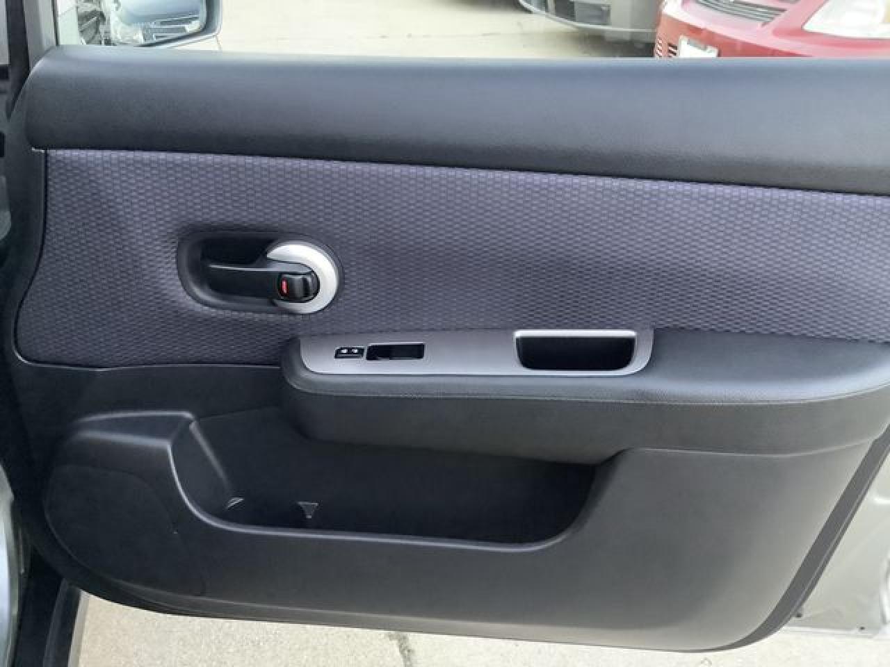 2008 NISSAN VERSA