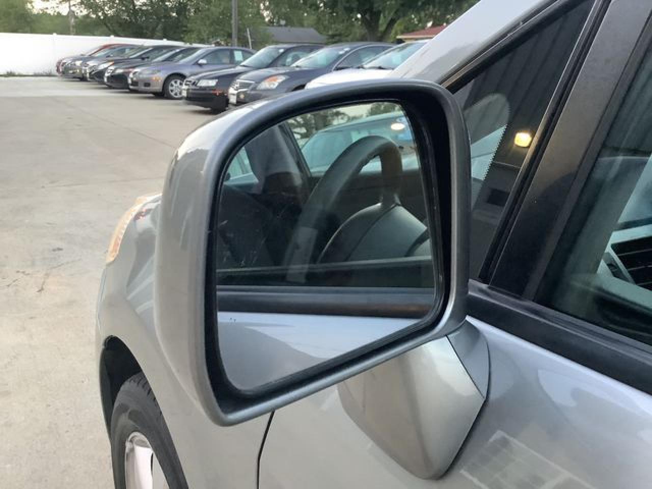 2008 NISSAN VERSA
