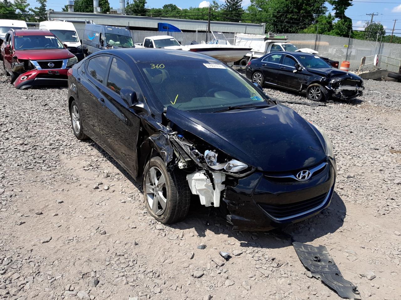 2012 HYUNDAI ELANTRA