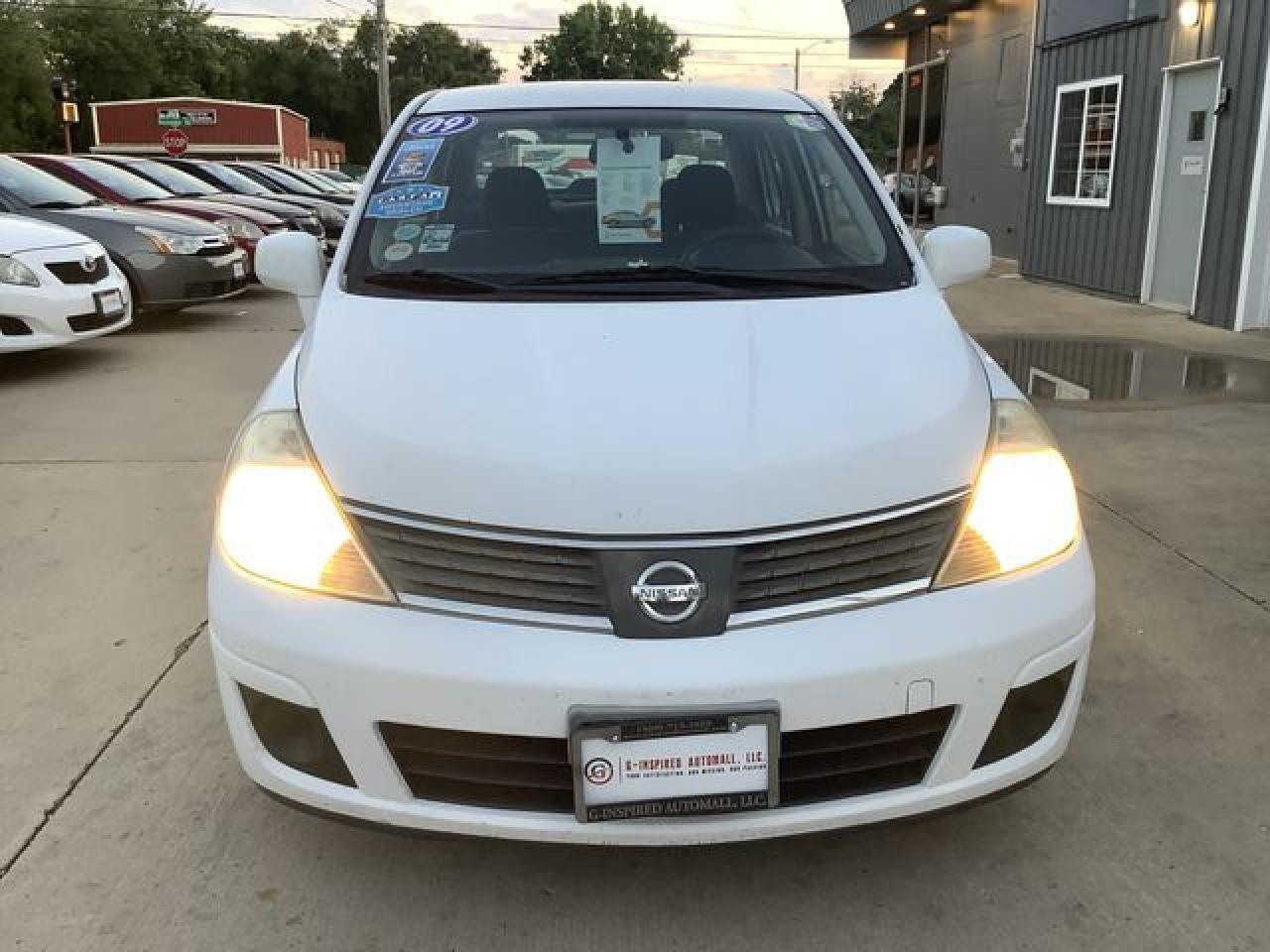 2009 NISSAN VERSA