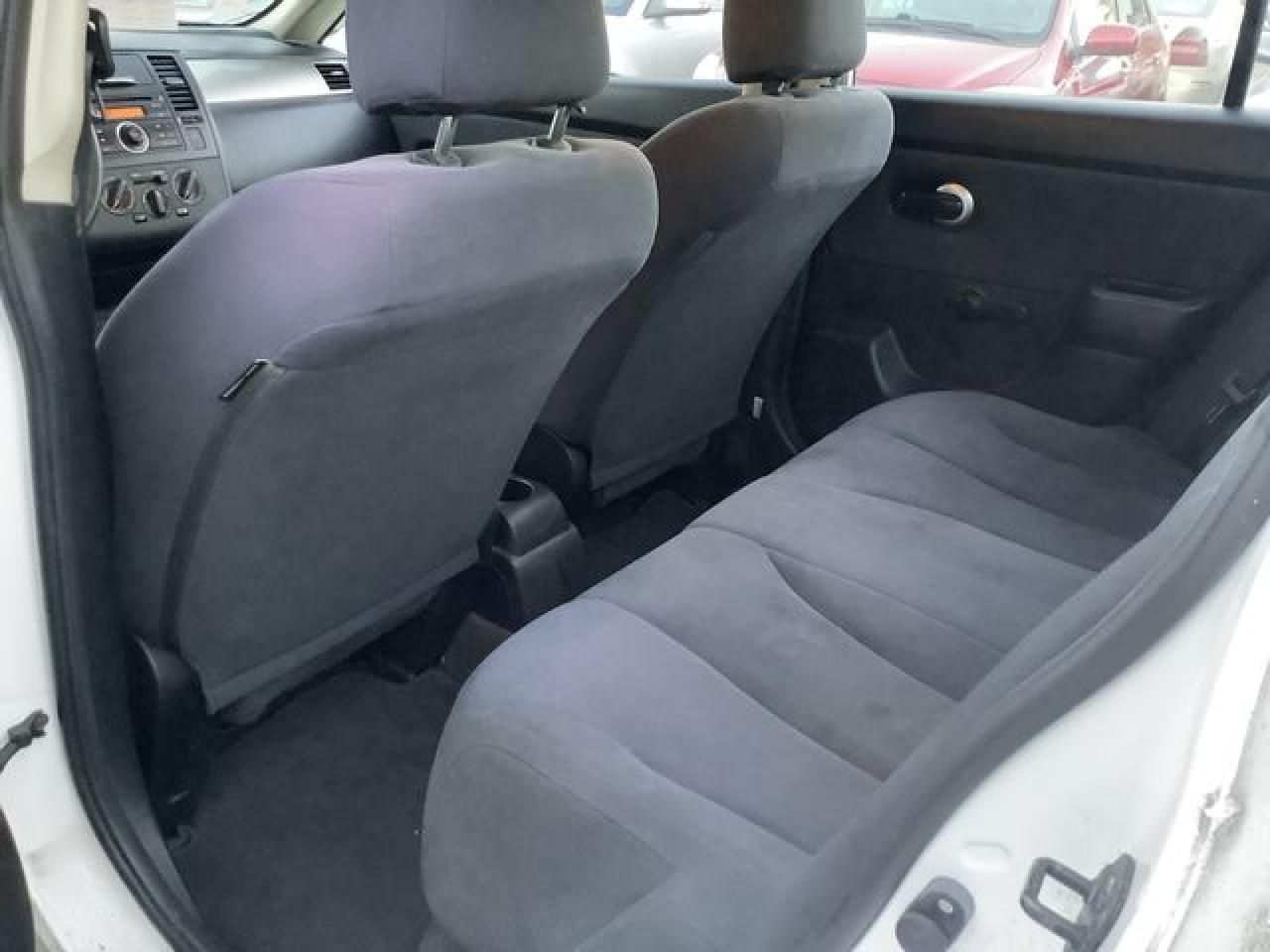 2009 NISSAN VERSA