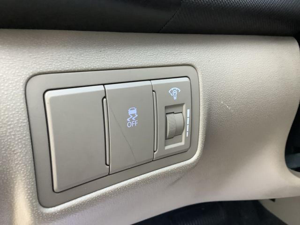 2011 HYUNDAI ELANTRA
