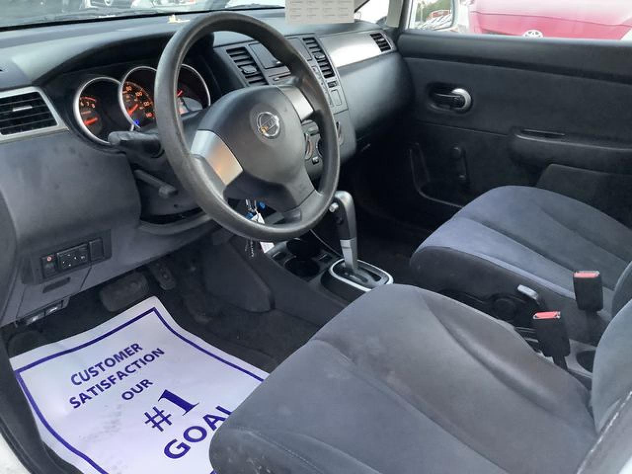 2009 NISSAN VERSA