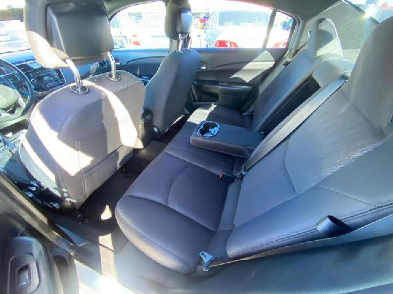 2014 CHRYSLER 200