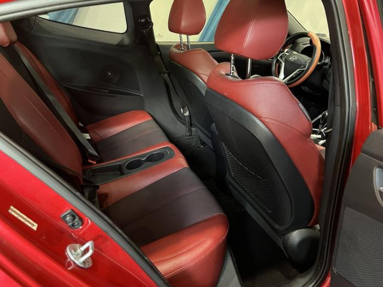 2013 HYUNDAI VELOSTER
