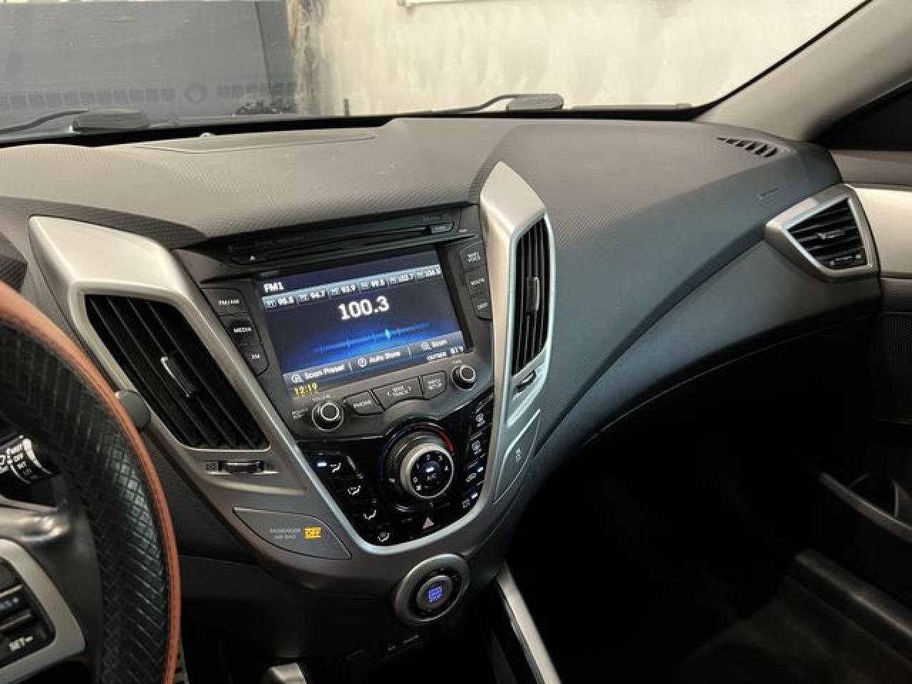 2013 HYUNDAI VELOSTER