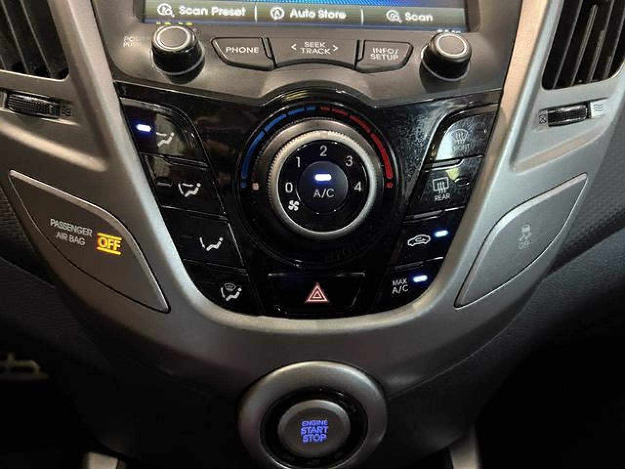 2013 HYUNDAI VELOSTER