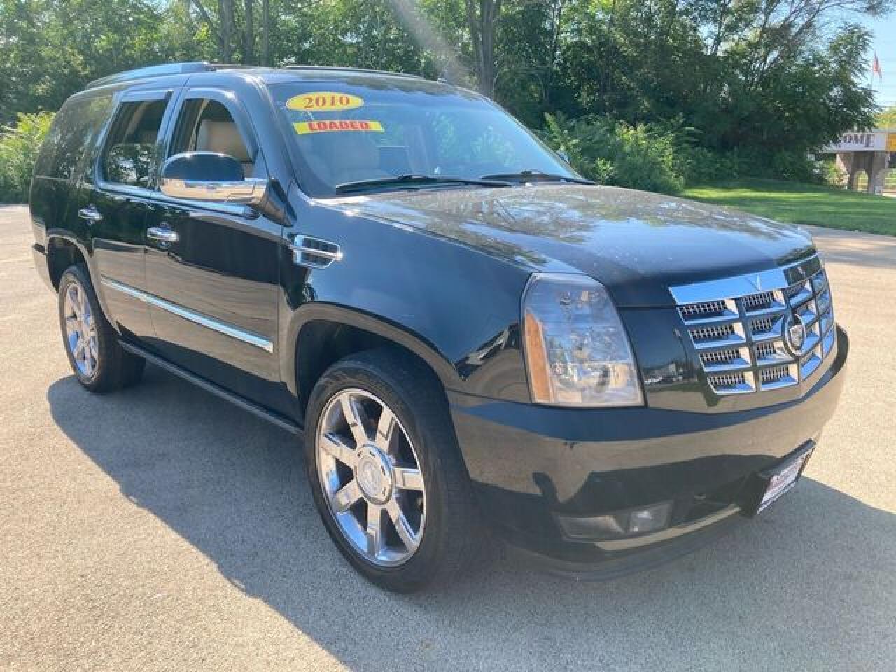 2010 CADILLAC ESCALADE