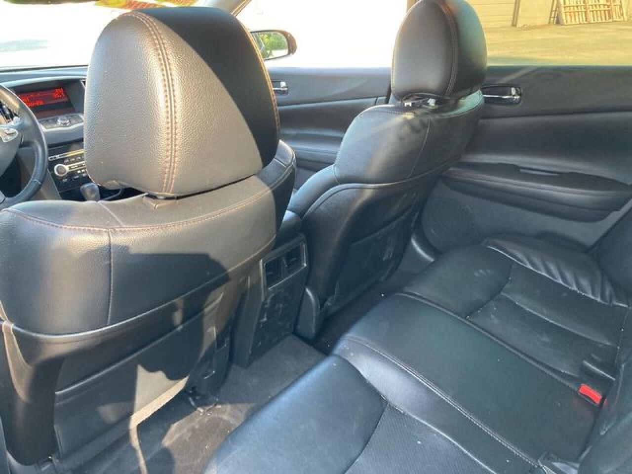2010 NISSAN Maxima