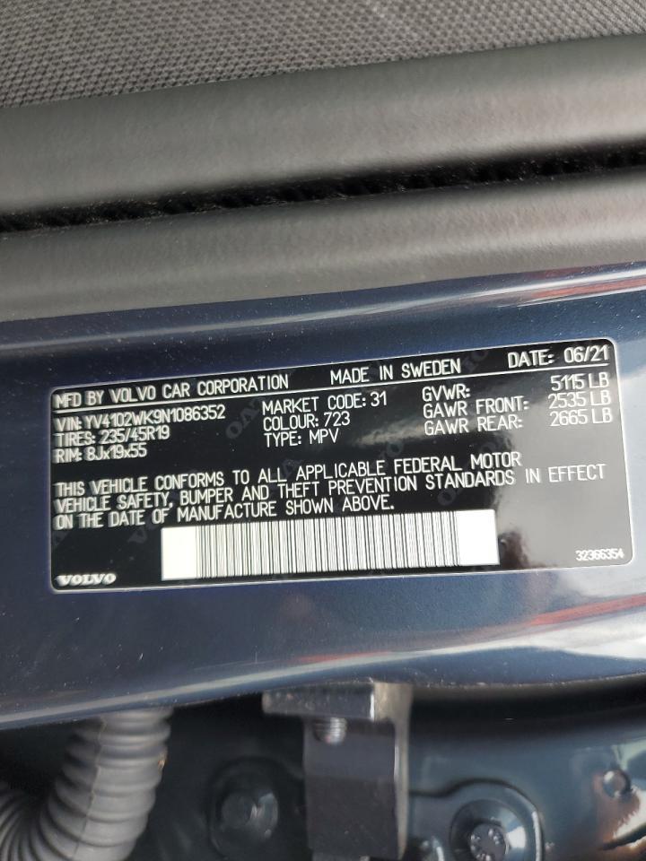 2022 VOLVO V60