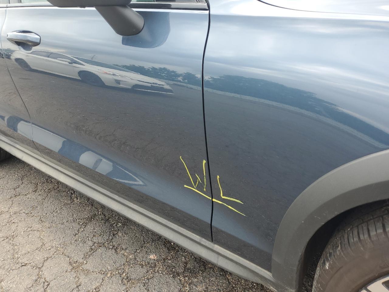 2022 VOLVO V60
