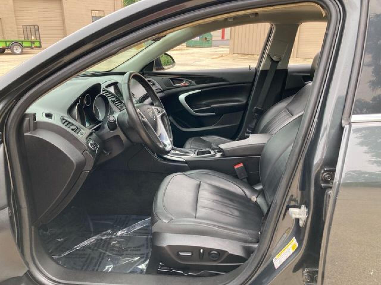 2013 BUICK Regal