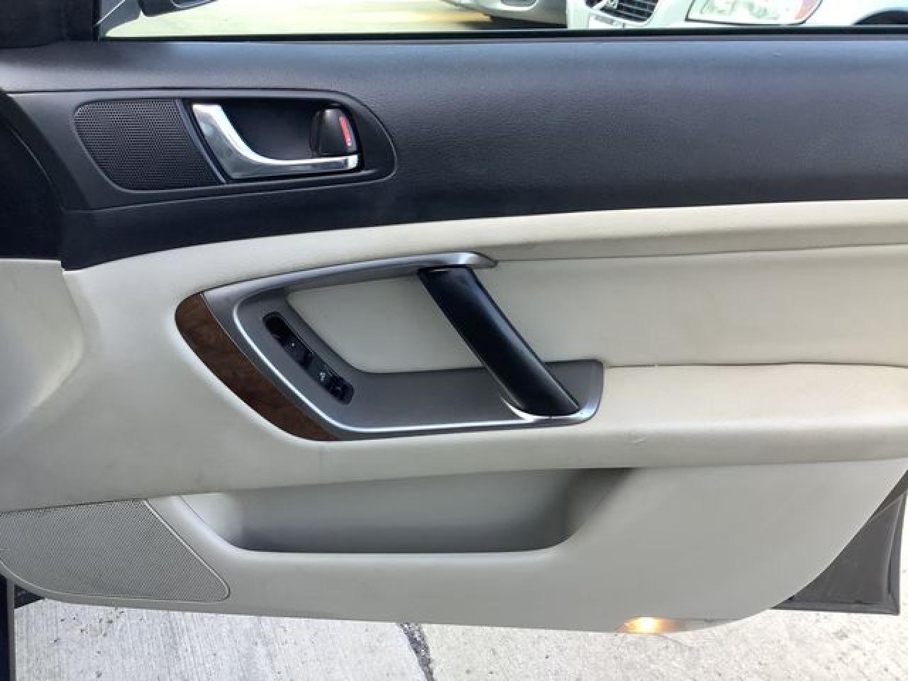 2008 SUBARU Outback