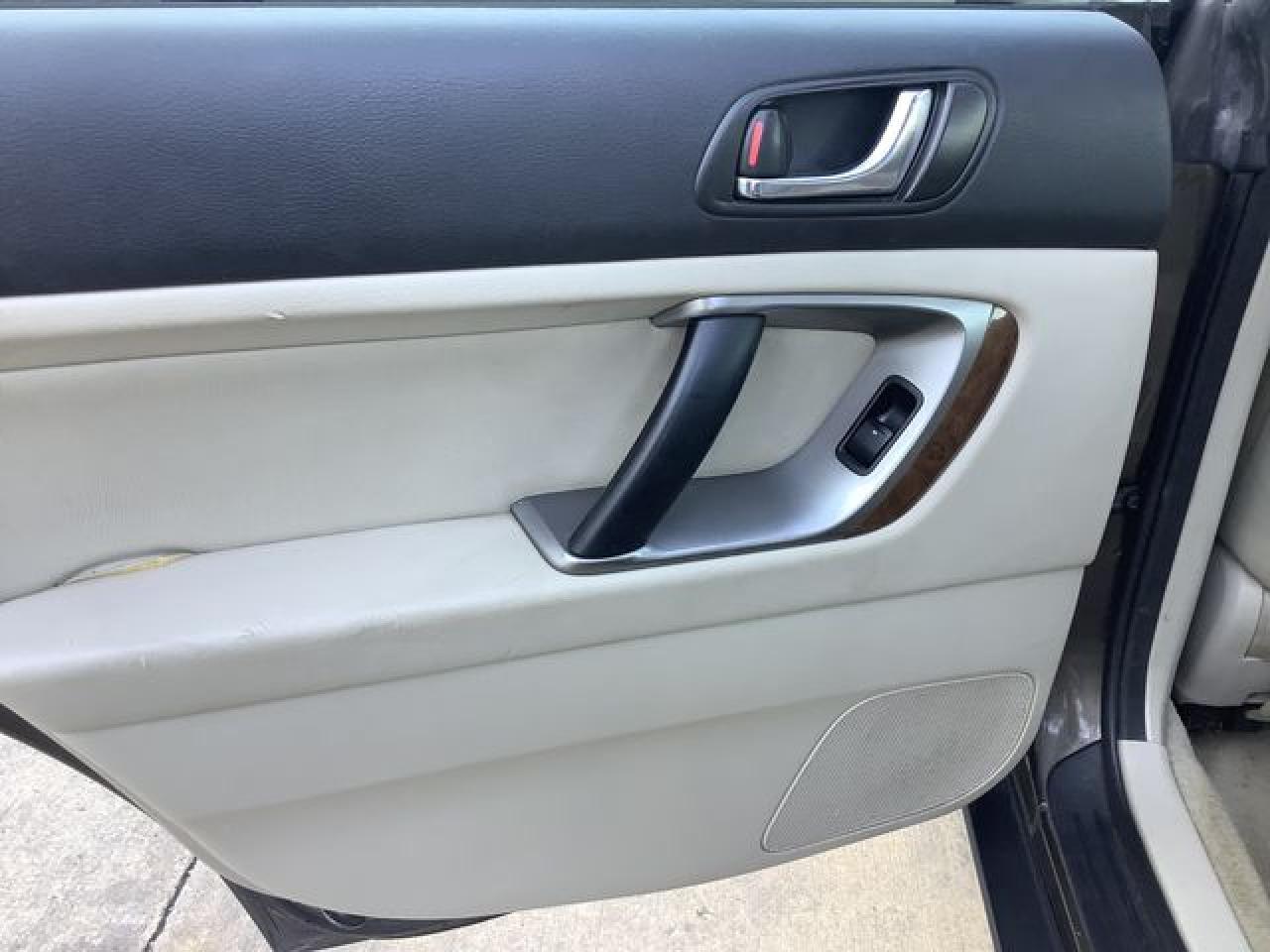 2008 SUBARU Outback