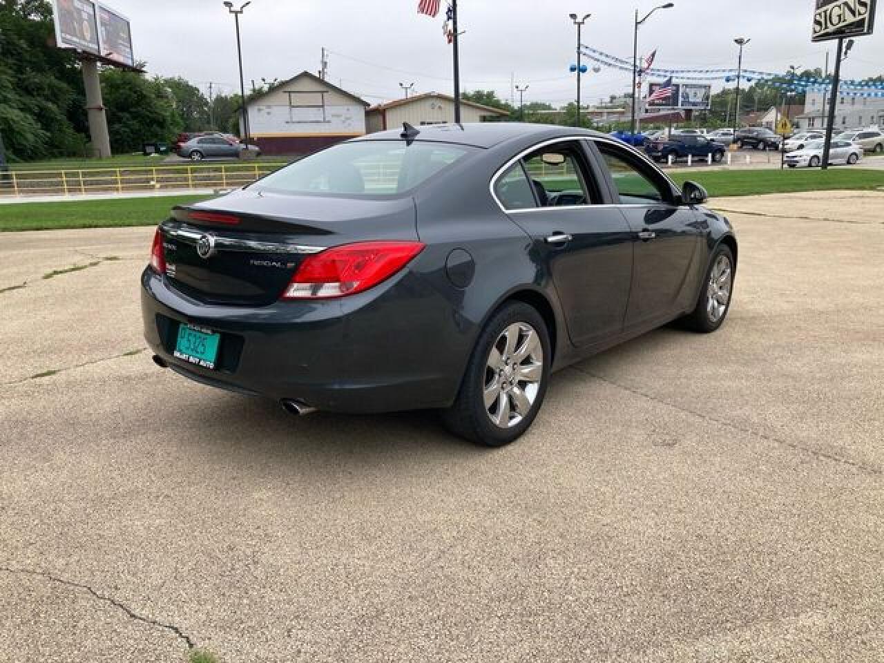 2013 BUICK Regal