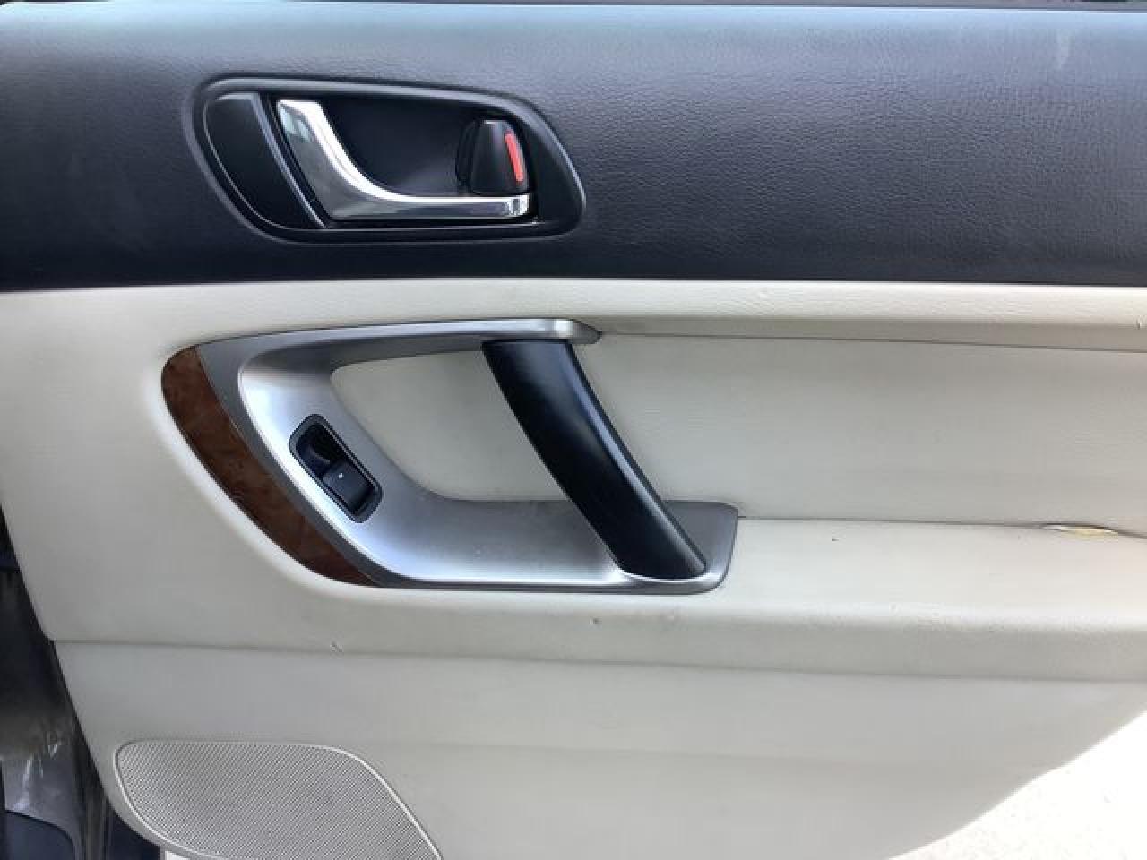 2008 SUBARU Outback