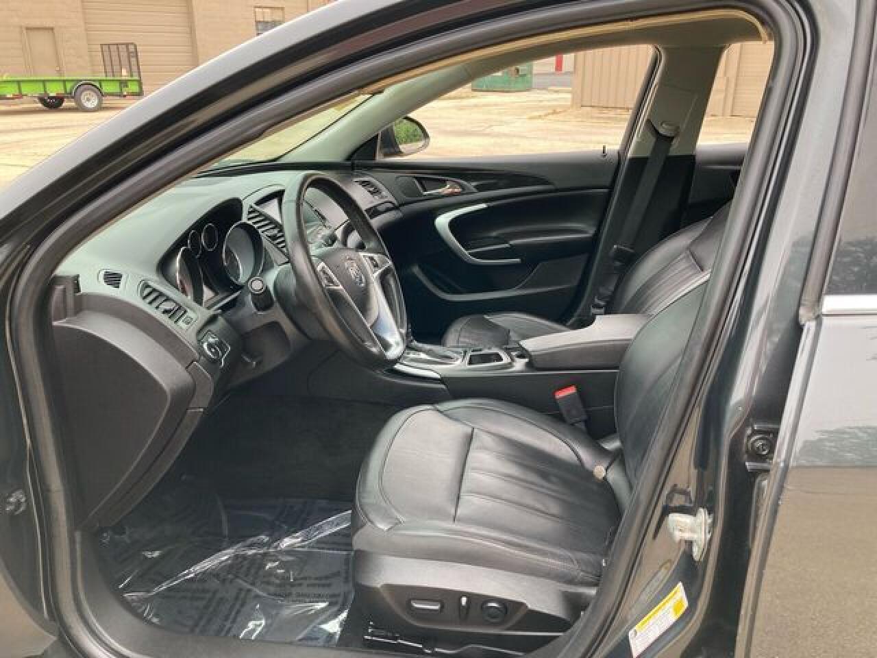 2013 BUICK Regal