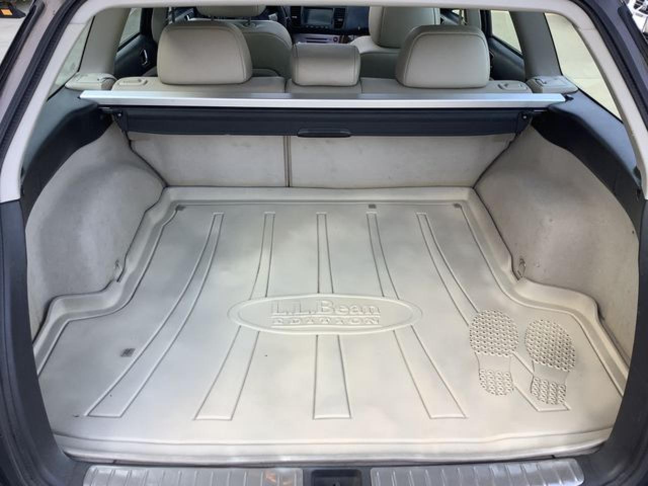2008 SUBARU Outback