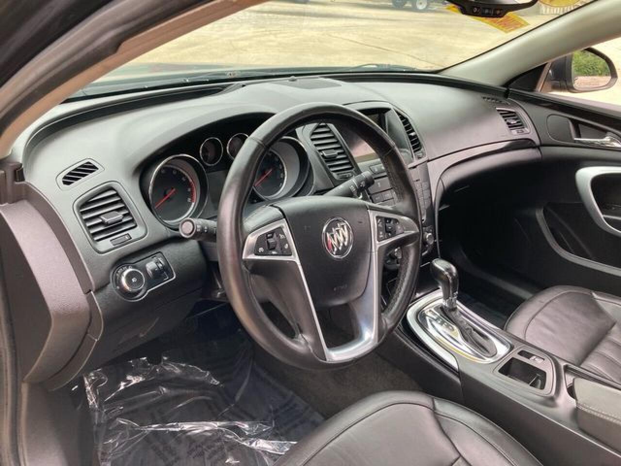 2013 BUICK Regal