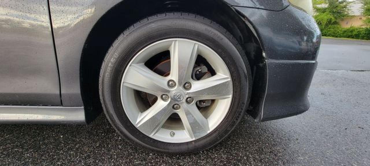 2011 TOYOTA CAMRY
