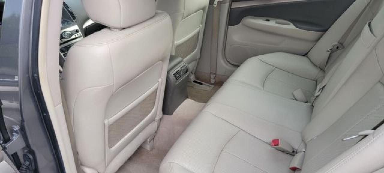 2012 INFINITI G25