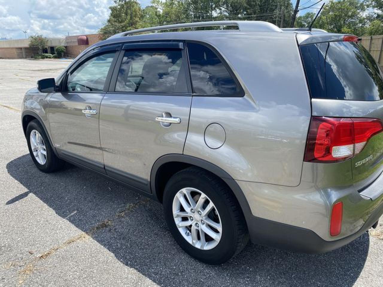 2014 KIA SORENTO