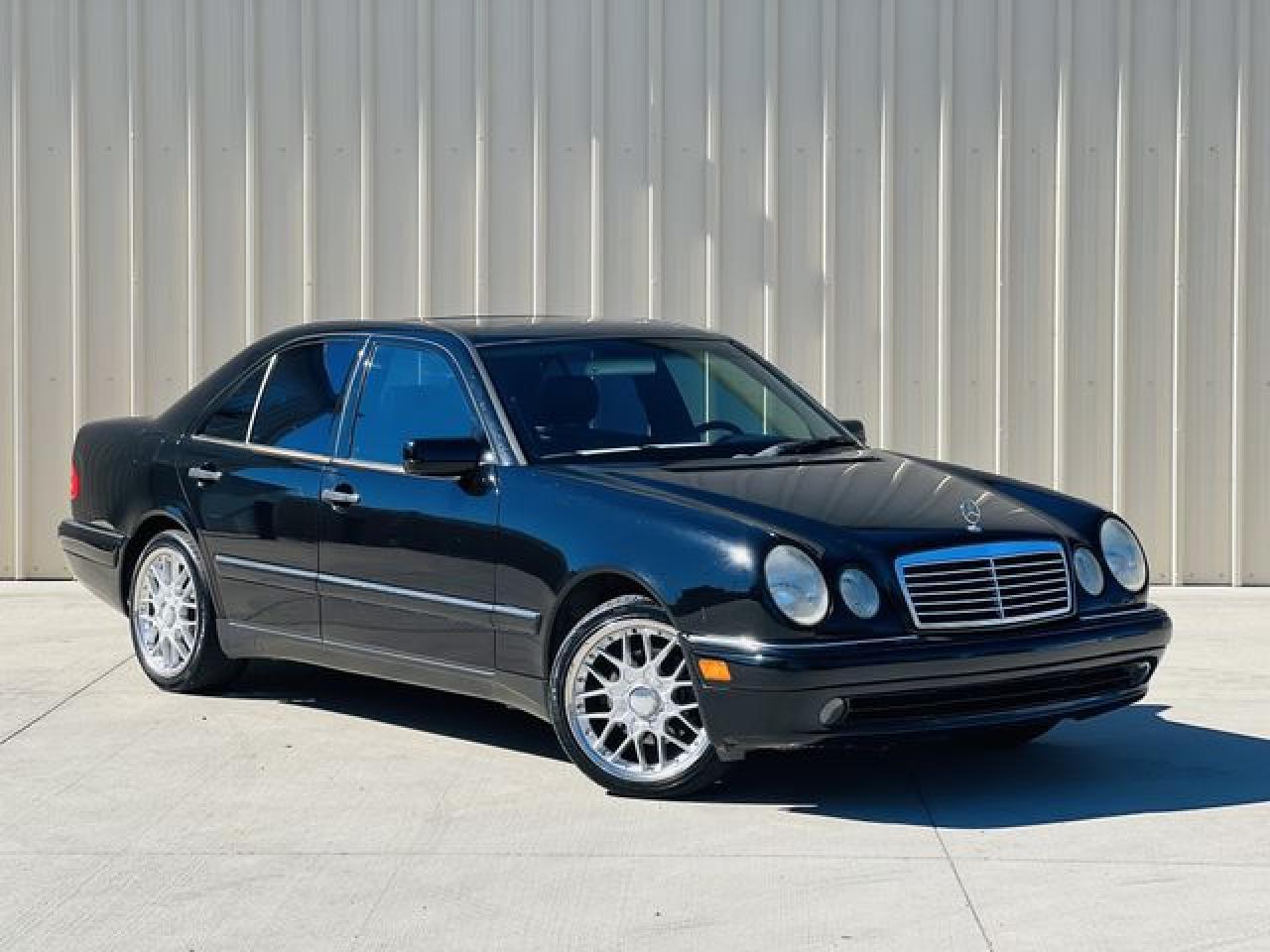 1998 MERCEDES-BENZ E-Class