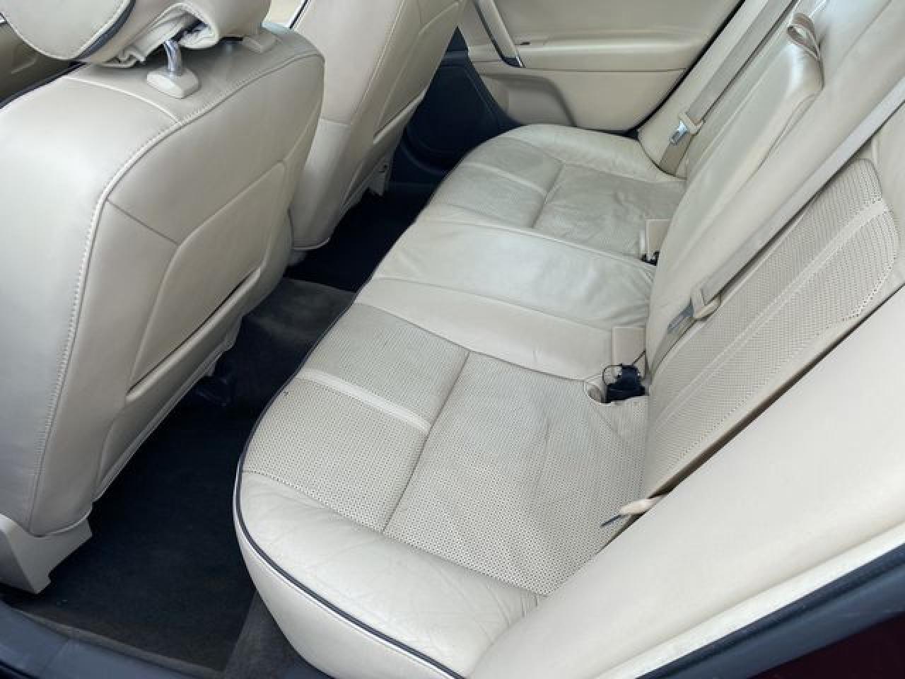 2011 LINCOLN MKZ
