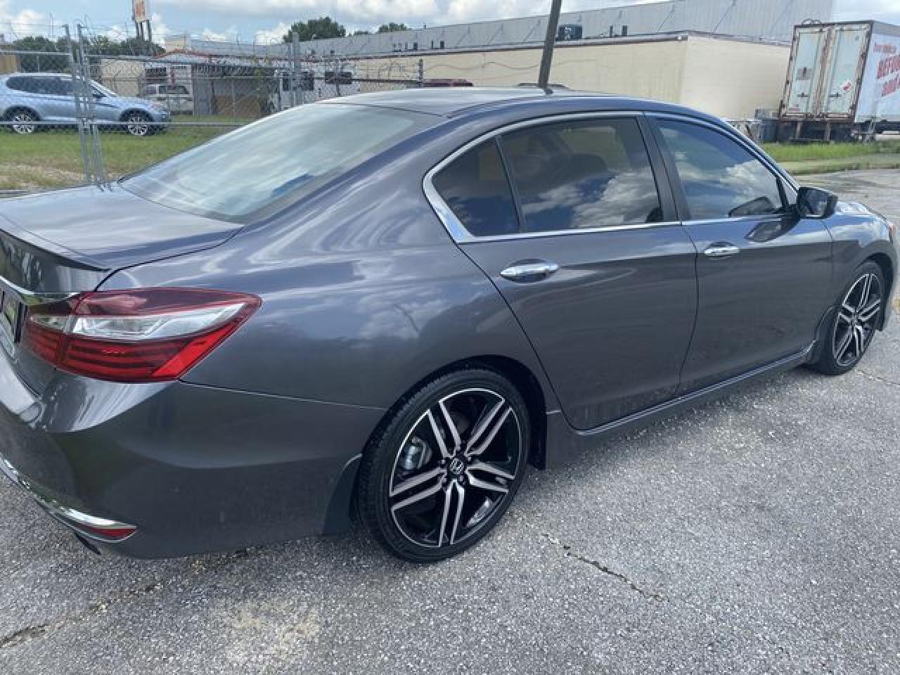 2016 HONDA ACCORD