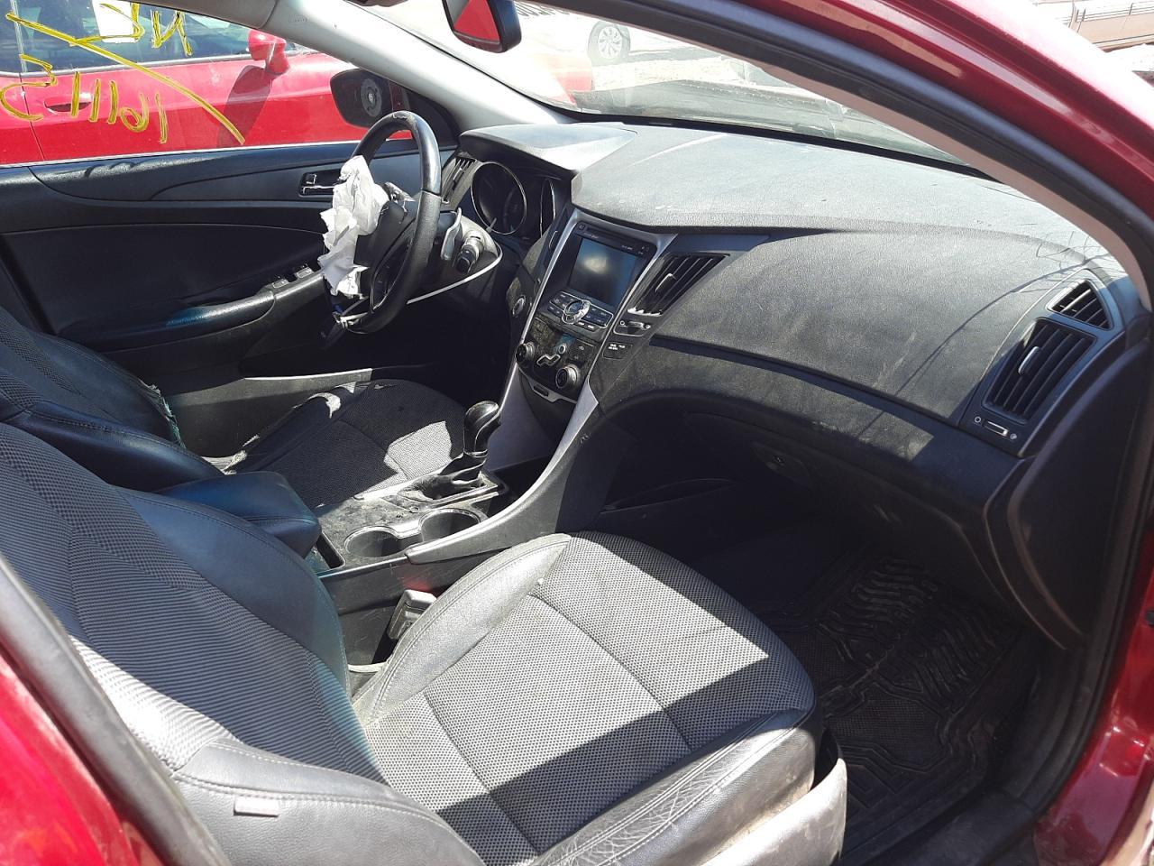 2011 HYUNDAI SONATA