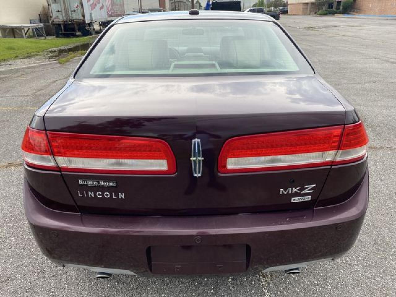 2011 LINCOLN MKZ