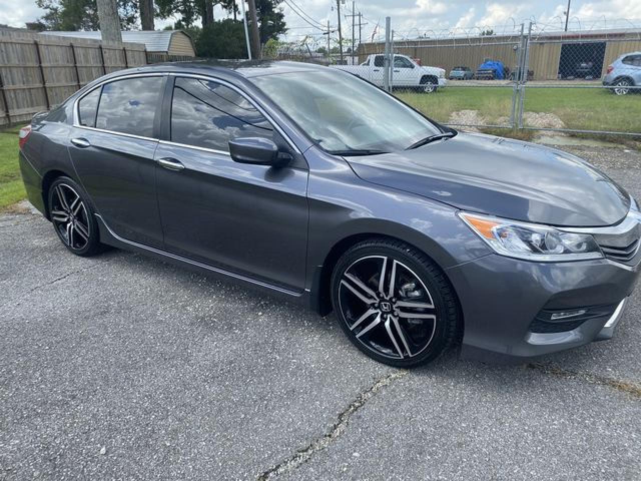 2016 HONDA ACCORD
