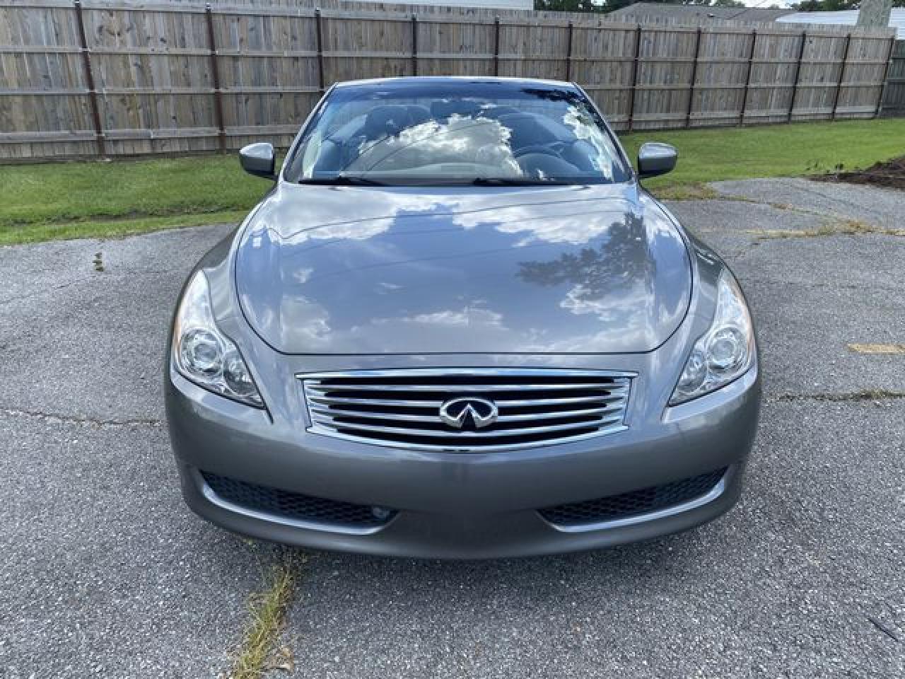 2010 INFINITI G37