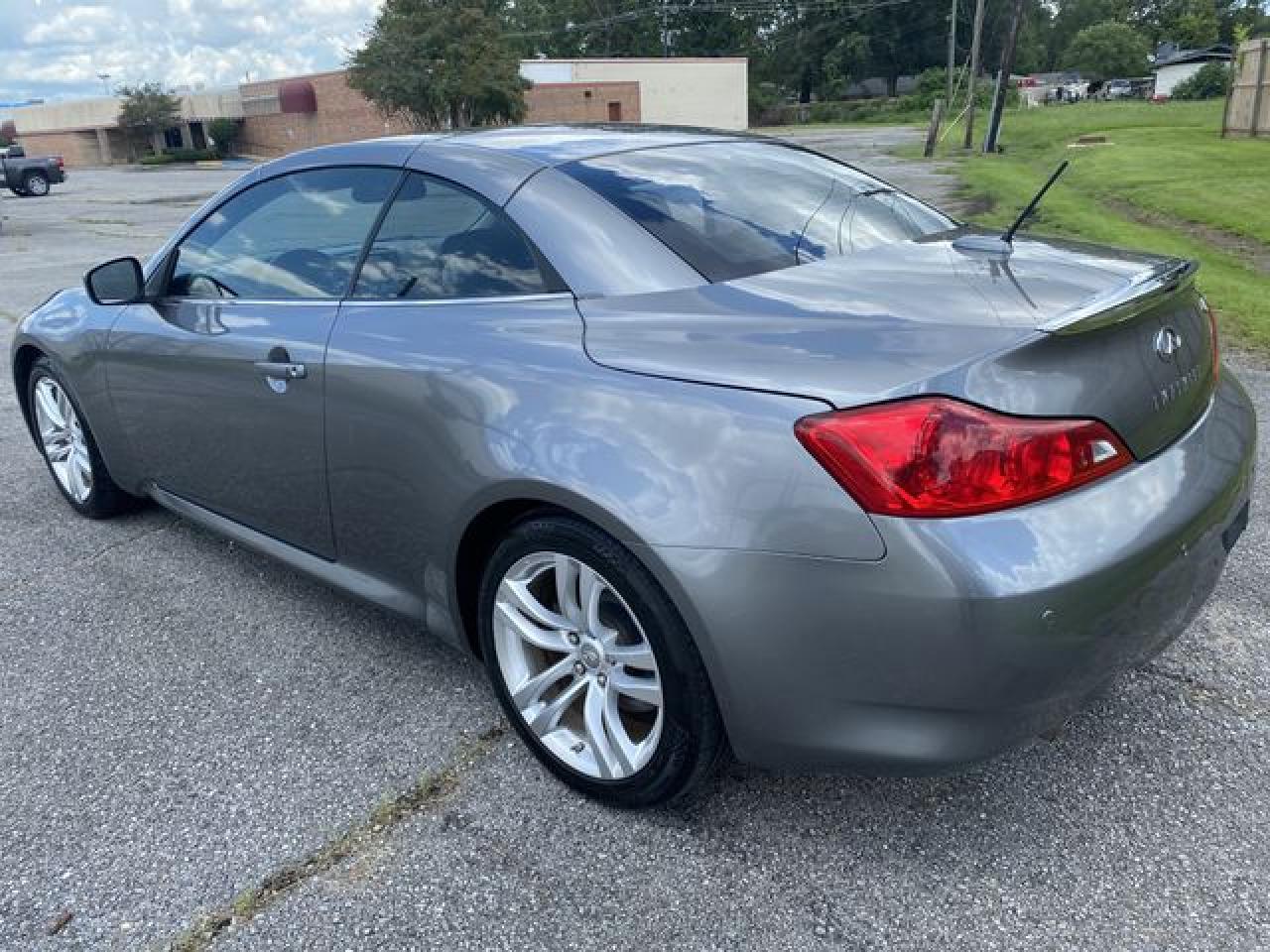 2010 INFINITI G37