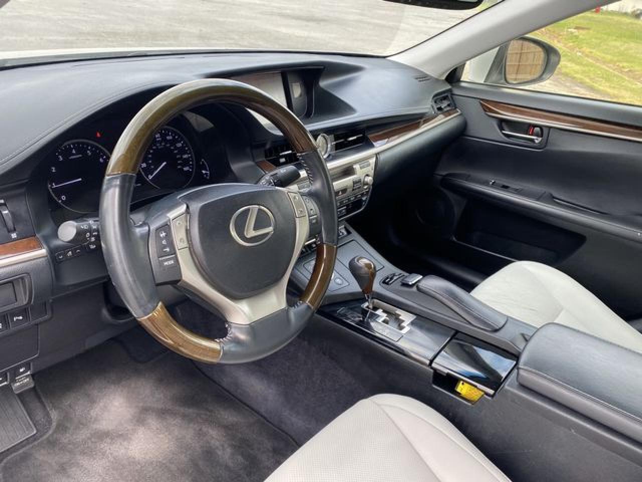 2013 LEXUS ES 350