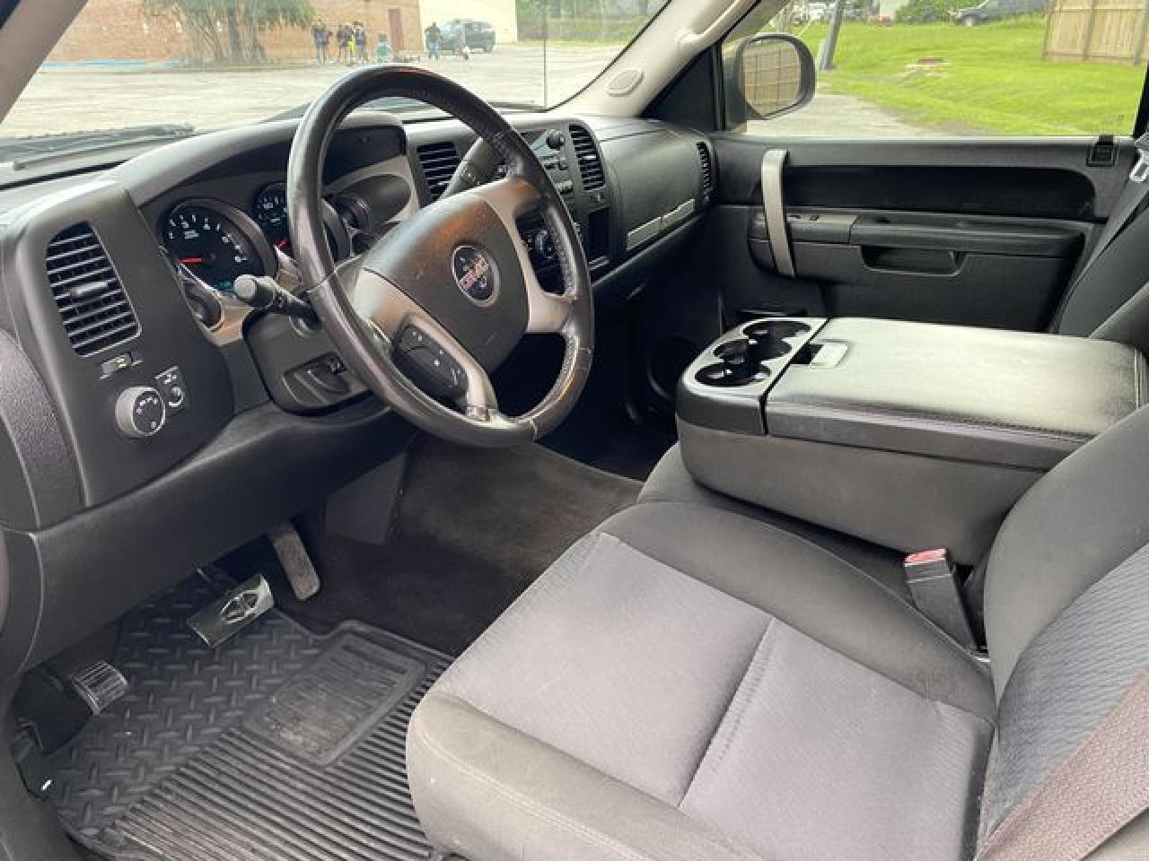 2010 GMC Sierra
