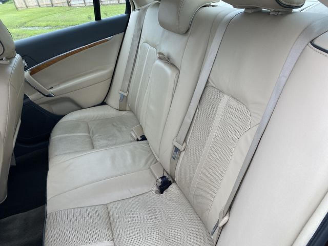 2011 LINCOLN MKZ